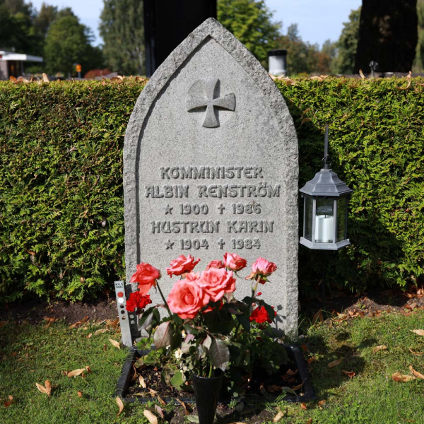 Albin och Karin Renstrm i gruppen Vrmland / Hammar / Norra Kyrkogrden hos Kyrkogrdsvandring (0205003ABC-R)