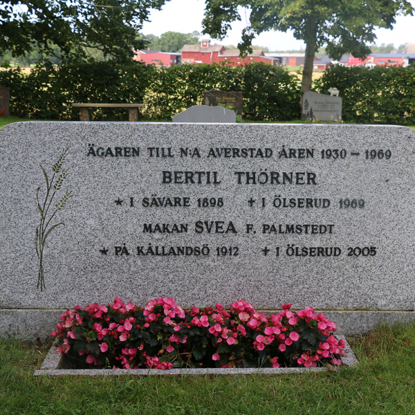Bertil och Svea Thörner i gruppen Värmland / Säffle / Ölserud kyrkogård hos Kyrkogårdsvandring (050536-37R)