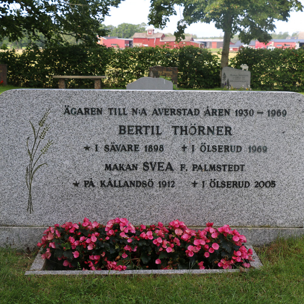 Bertil och Svea Thrner i gruppen Vrmland / Sffle / lserud kyrkogrd hos Kyrkogrdsvandring (050536-37R)