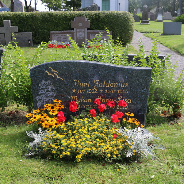 Kurt och Anna-Lisa Jaldenius  i gruppen Vrmland / Sffle / lserud kyrkogrd hos Kyrkogrdsvandring (05061-2R)