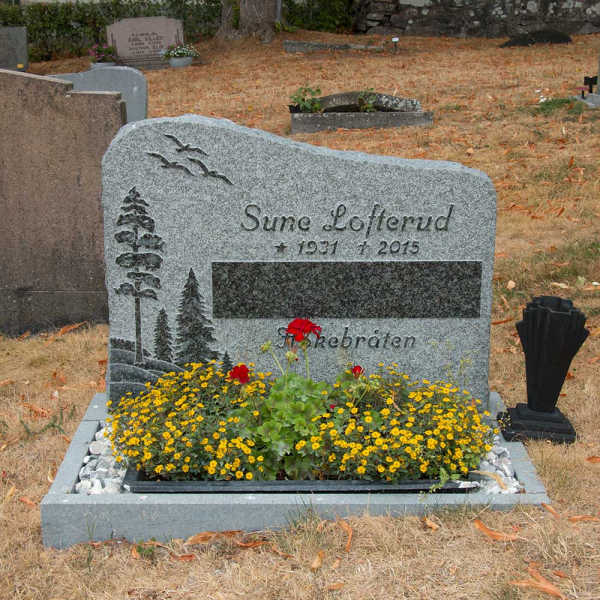 Sune Lofterud i gruppen Vrmland / Sffle / Kila kyrkogrd hos Kyrkogrdsvandring (1004105-106)