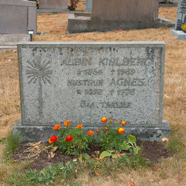Albin Kilberg och Agnes Kilberg i gruppen Vrmland / Sffle / Kila kyrkogrd hos Kyrkogrdsvandring (1004149-150R)