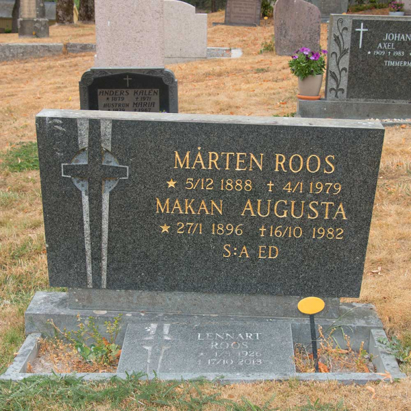 Mårten Roos Familjegrav i gruppen Värmland / Säffle / Kila kyrkogård hos Kyrkogårdsvandring (1004154R)