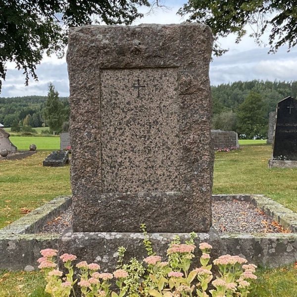 Anna Maria Olsson i gruppen Vrmland / Sffle / Lngserud kyrkogrd hos Kyrkogrdsvandring (120544)