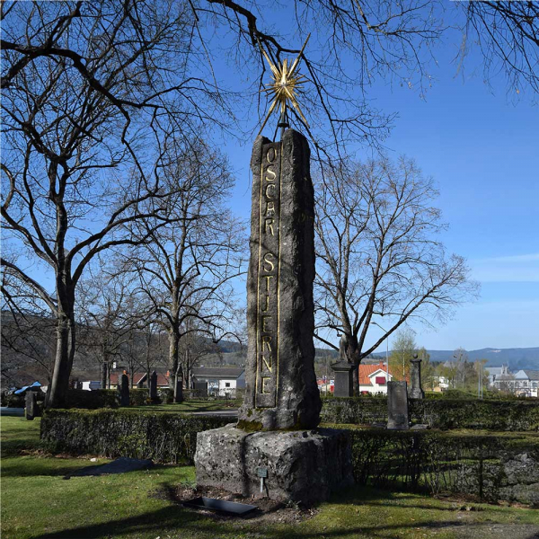 Oscar Stjernes familjegrav i gruppen Vrmland / Fryksnde - Torsby / Fryksnde kyrkogrd hos Kyrkogrdsvandring (222-201184-R)