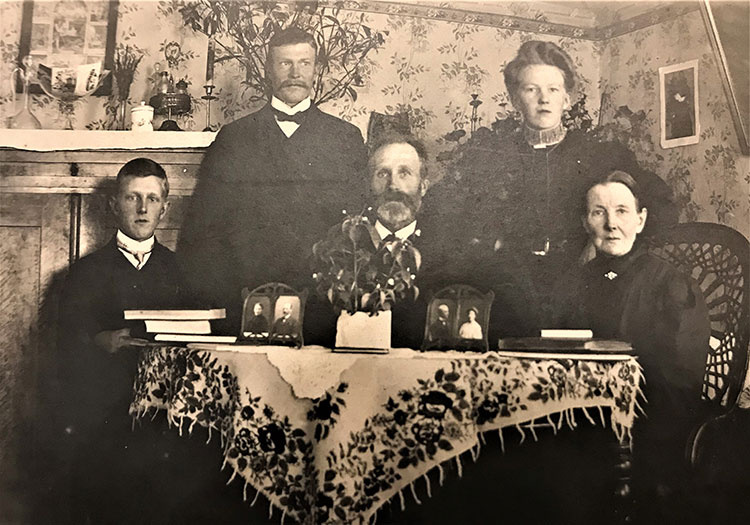 Elias Johanssons familjegrav